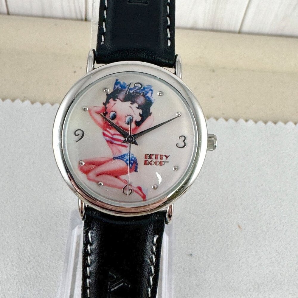New old Stock 2004 Betty Boop Its a Glamorous Betty Boop watch